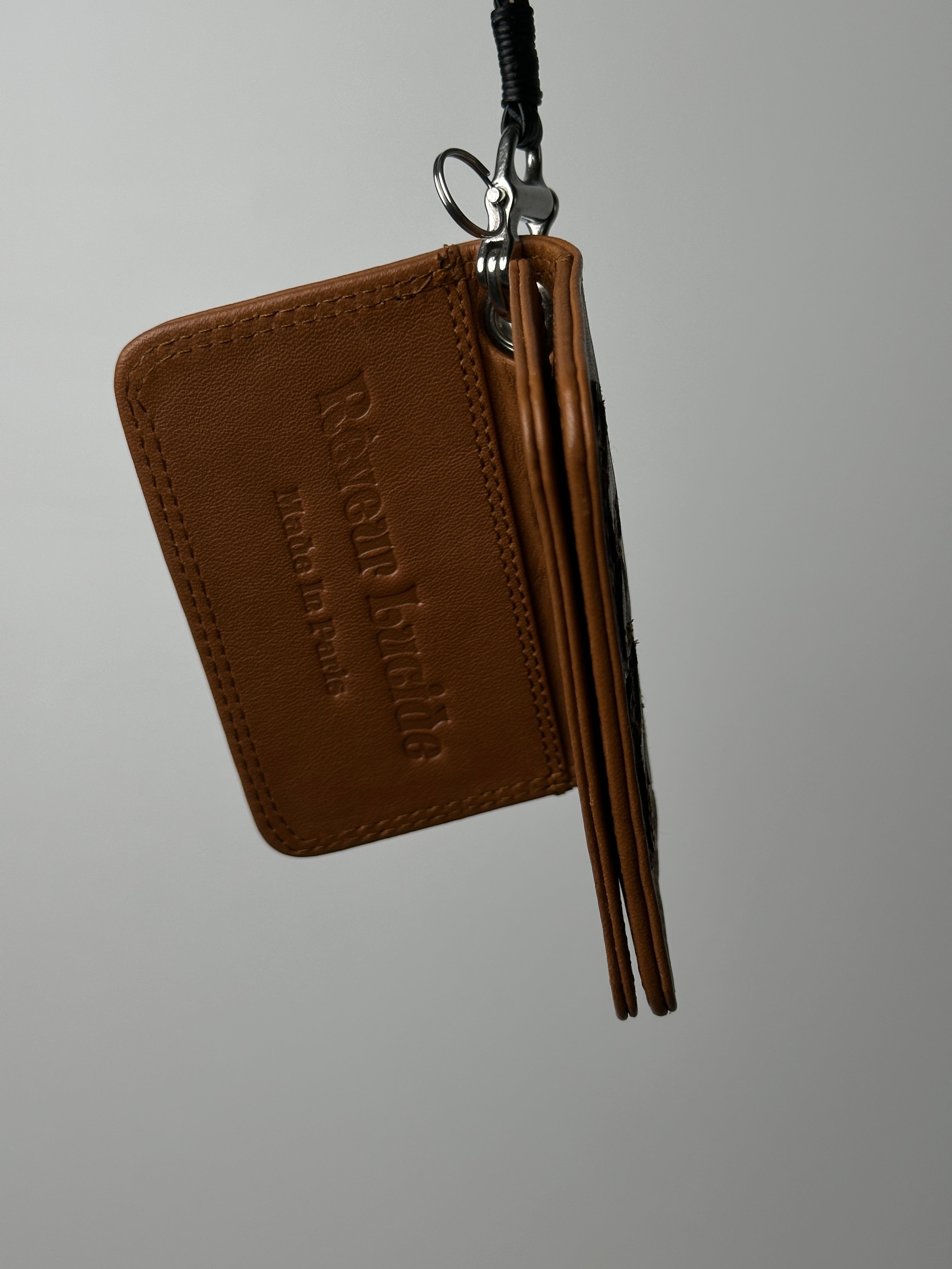 R L WALLET